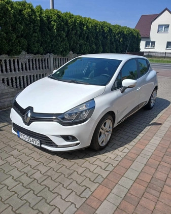 Renault Clio cena 30000 przebieg: 115000, rok produkcji 2017 z Koszalin małe 46